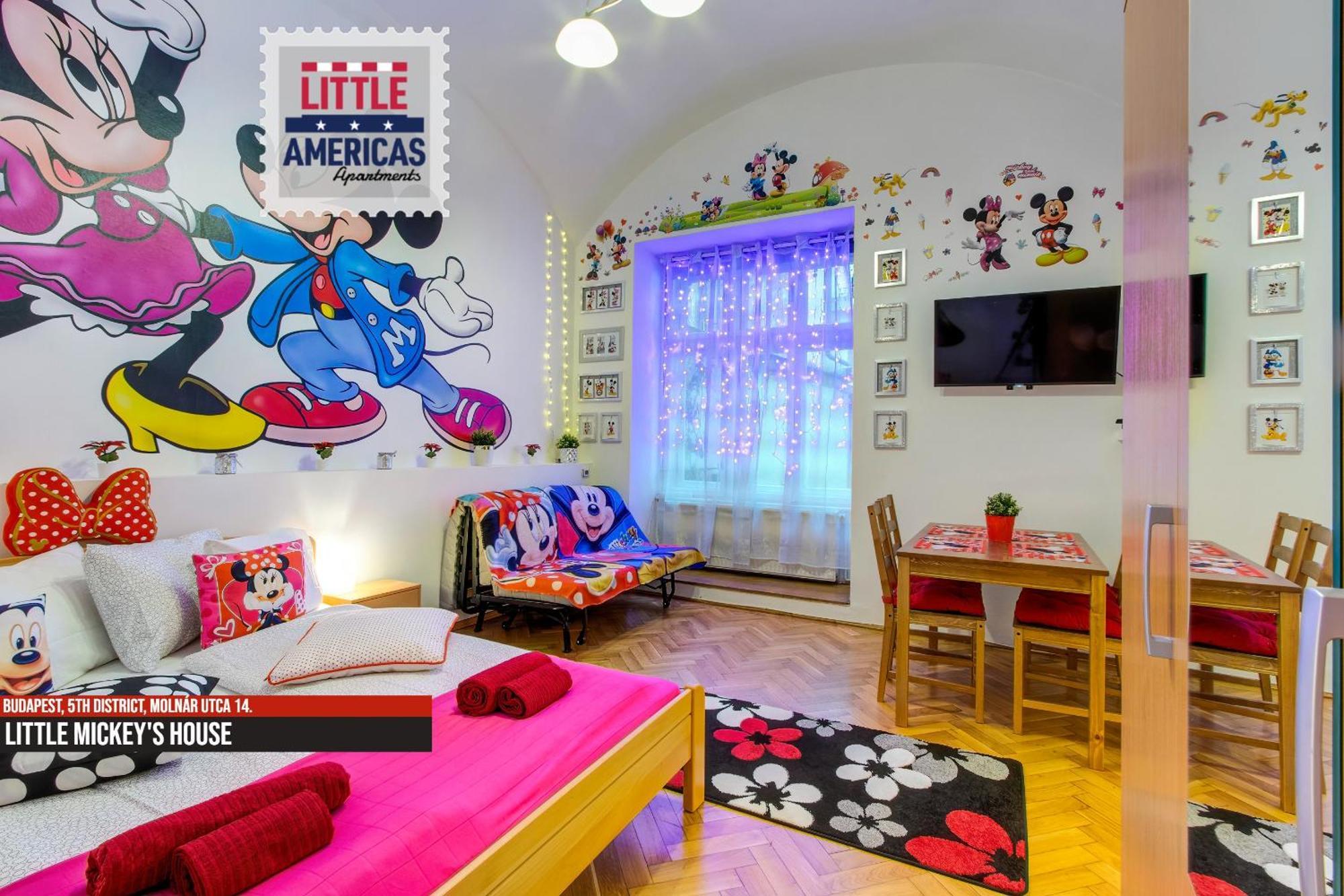 Little Americas Main Street Apartments Budapest Exteriör bild